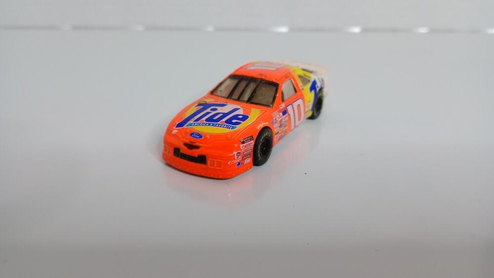 Racing Champions #10 Ricky Rudd Tide Ford Nascar Ford Thunderbird Whirlpool